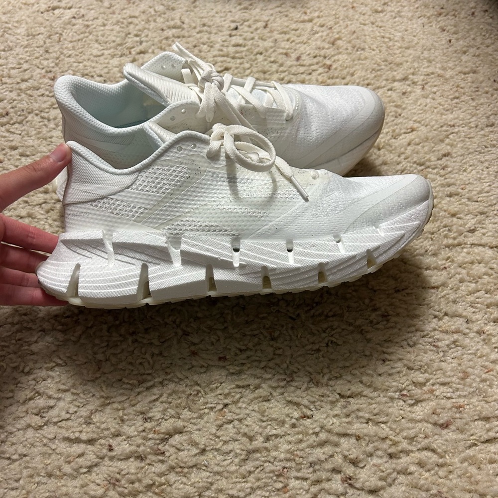 Reebok Floatzig 1 Womens Running Sneakers White